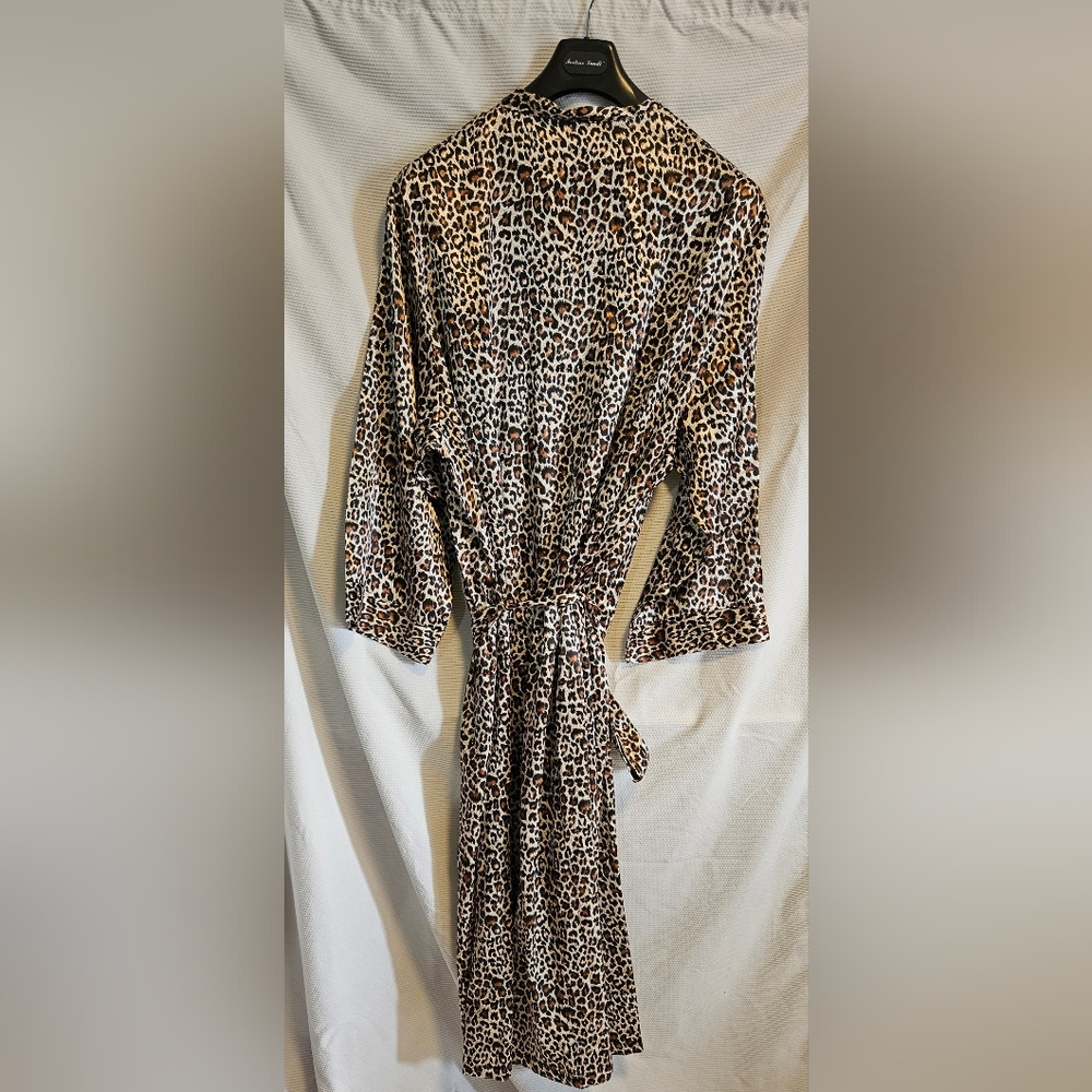 NWT Lavenderi Women's XXL Satin Kimono Lounge Bathrobe Leopard Print - Picture 3 of 5